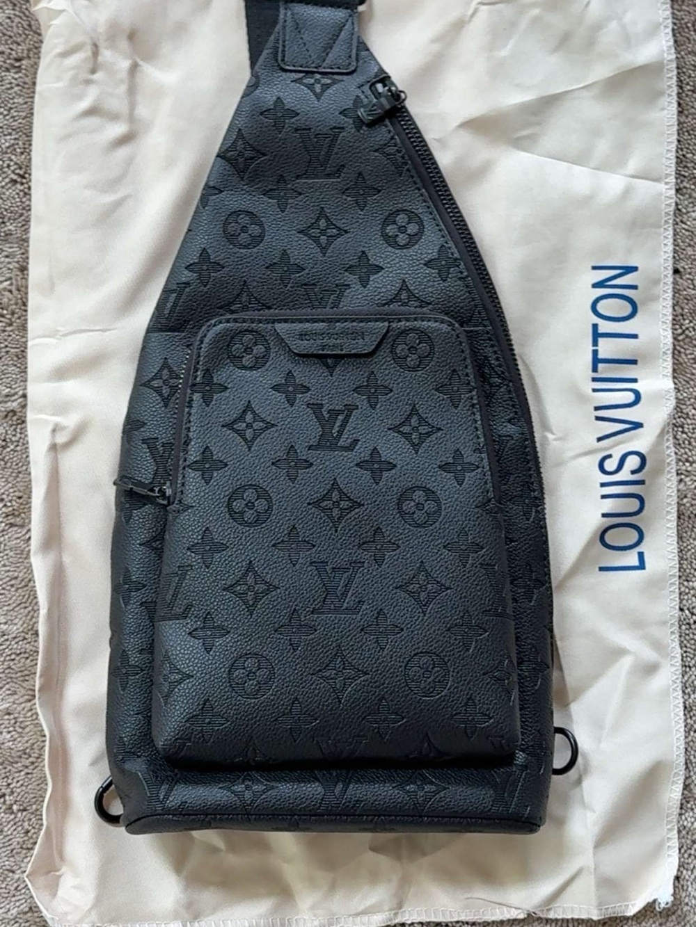 Louis Vuitton men’s Sling Crossbody